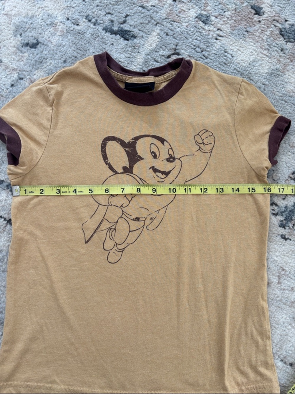 Junk Food Clothing Tan Tee with Brown Trim and Mighty Mouse Graphic size L - Picture 6 of 7
